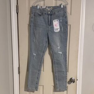 Seven7 Distressed Light Blue Skinny Jeans